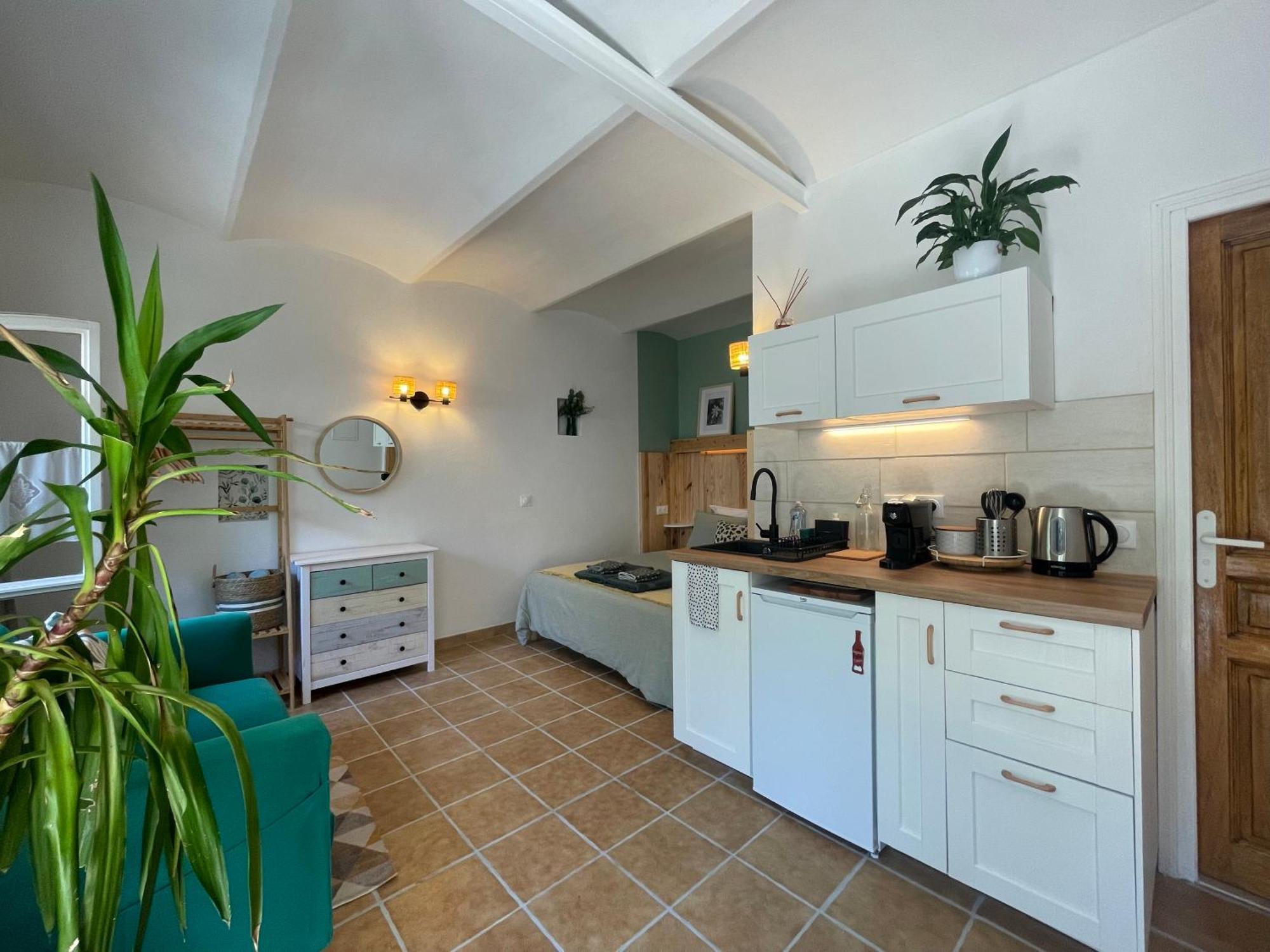Cosy Studio - Place Du Figuier Bormes-les-Mimosas Exterior foto